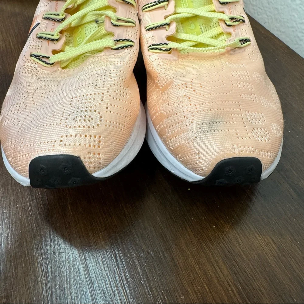 Nike Womens Air Zoom Pegasus 36 AV6259-800 Orange Running Shoes Sneakers Sz 8